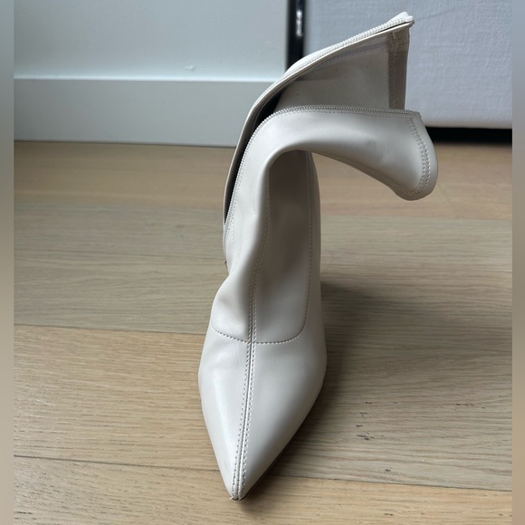 Steve Madden Women’s Valyant Ankle Boot, Size 9.5 - Picture 10 of 16